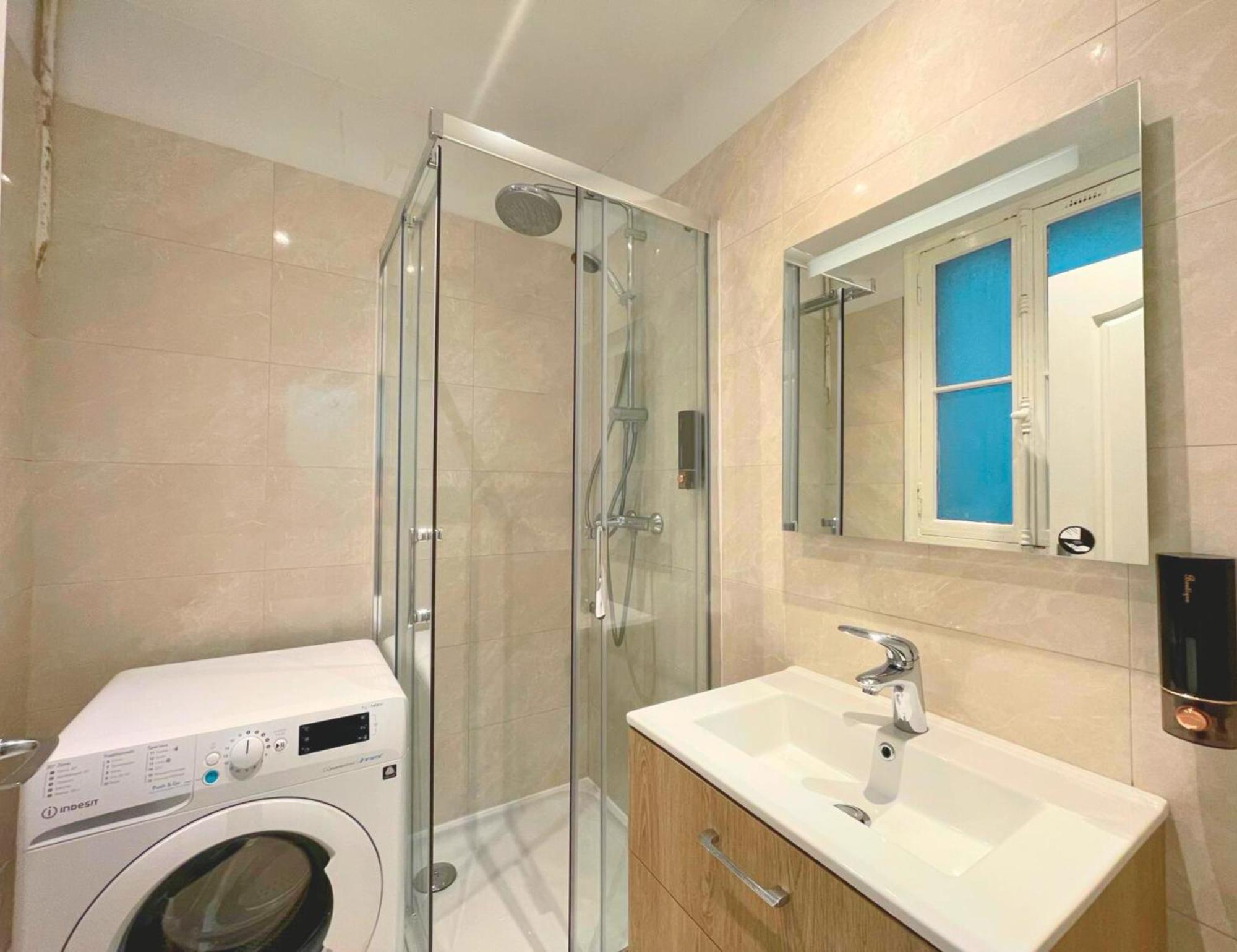 Chambre Lit Double Et Salon Avec Canape-Lit A 10 Minutes Des Champs Elysees Paris Ngoại thất bức ảnh